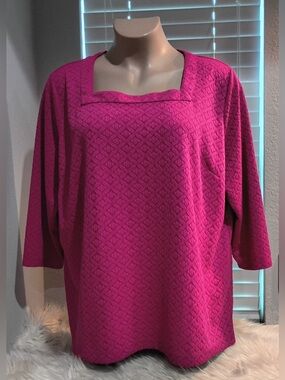 Kim Rogers Women’s 4X Top